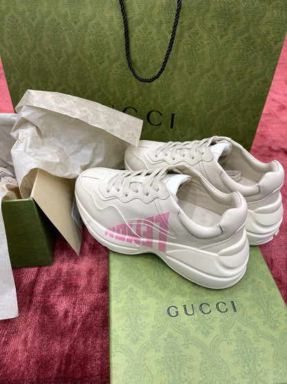 Sneakers & Shoes