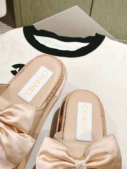 CC SLIPPERS WITH SILK BOW IN BEIGE ALMOND COWHIDE