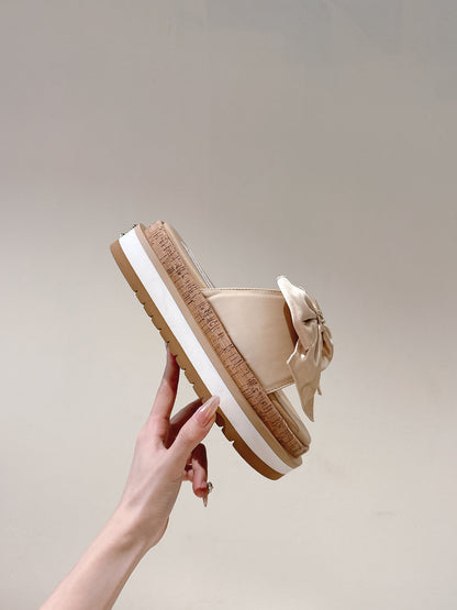 CC SLIPPERS WITH SILK BOW IN BEIGE ALMOND COWHIDE