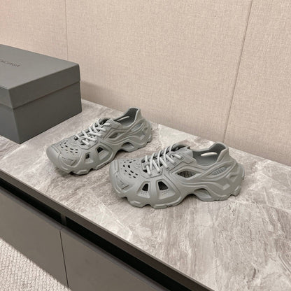 SNEAKERS IN FRIAR GRAY RUBBER
