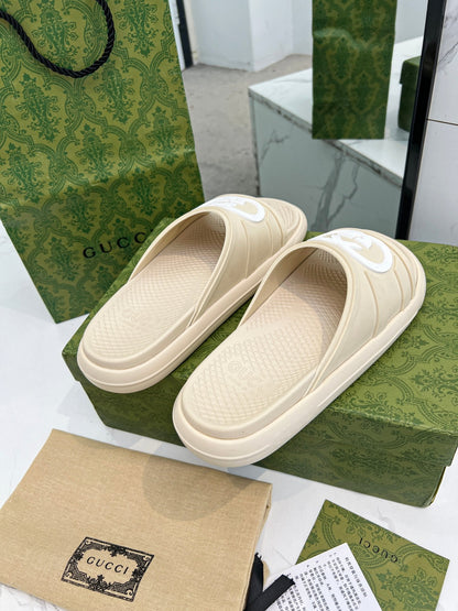 PLATFORM SLIPPERS IN SAND BROWN IMPORTED TPU