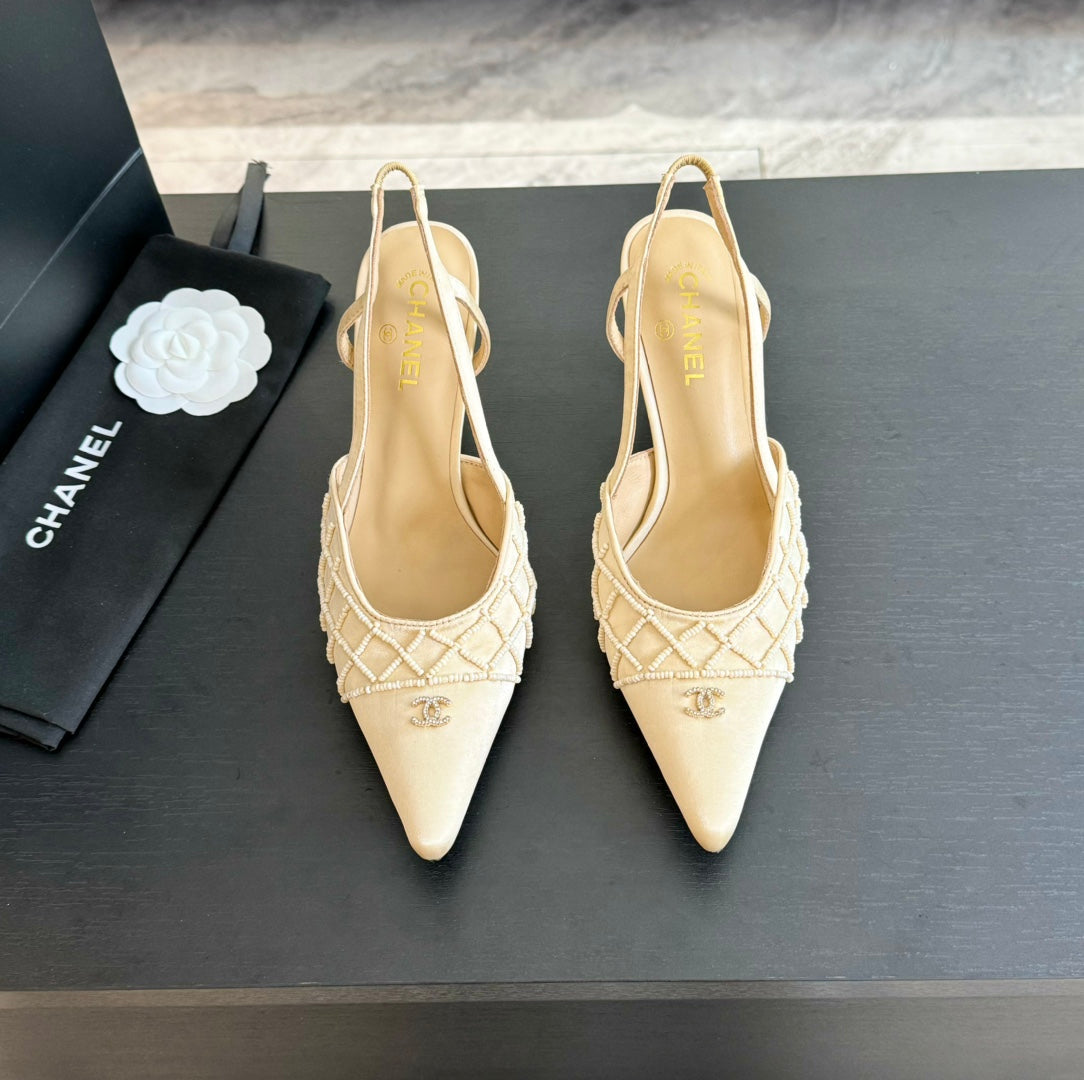 POINTED SLINGBACK MID HEELS BEIGE CREAM LAMBSKIN