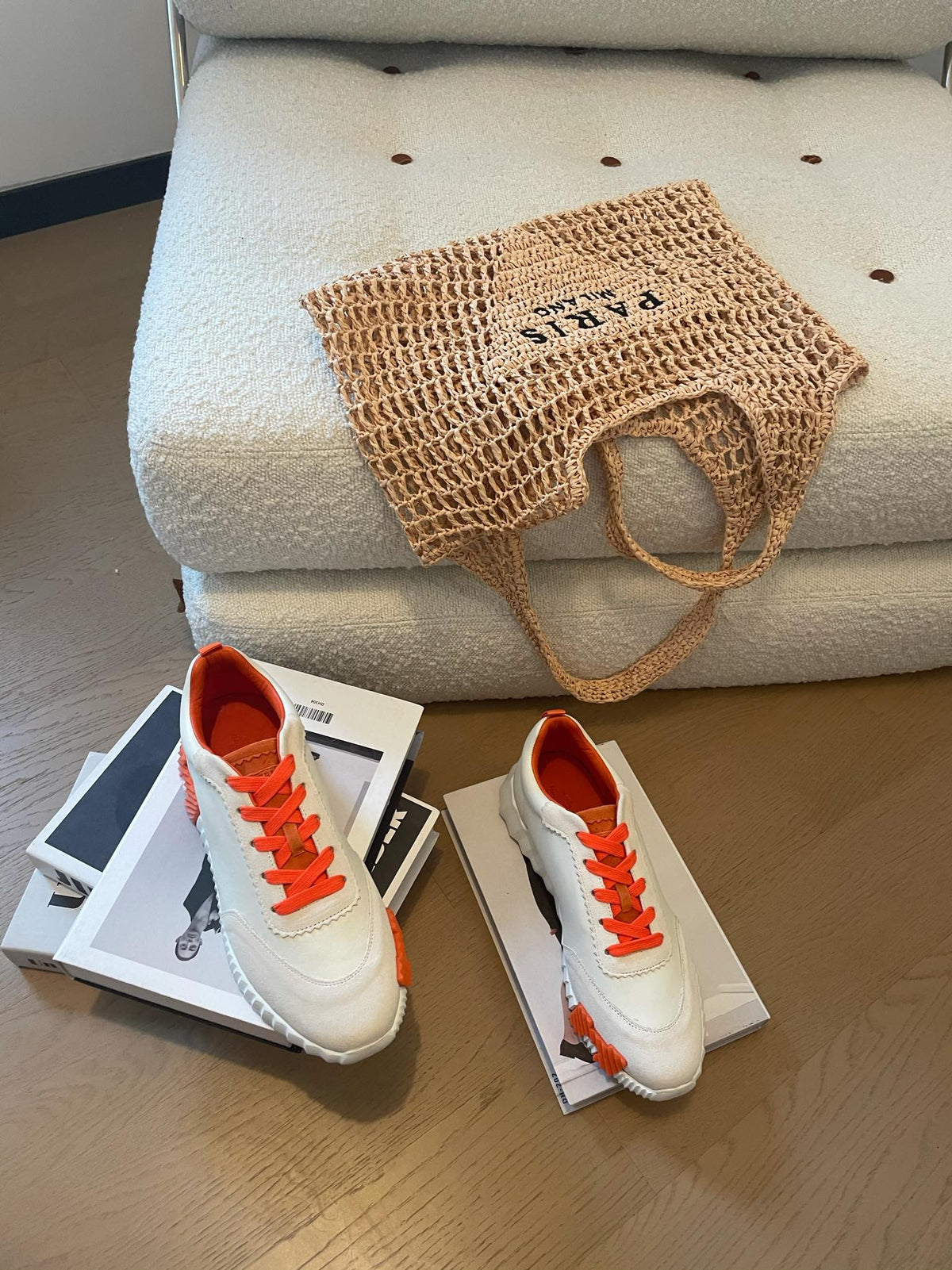BOUNCING SNEAKERS WHITE CALFSKIN WITH ORANGE LACES