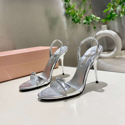 TWO STRAP HIGH HEELED SANDALS IN SILVER METALLIC GLOSSY SHEEPSKIN