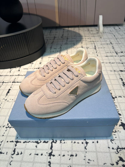 PRA TRIANGLE LOGO SNEAKERS PASTEL PINK SUEDE