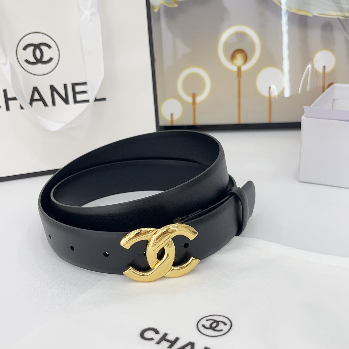 DOUBLE C BELT 30MM IN BLACK CALFSKIN WITH SHINY GOLD BUCKLE