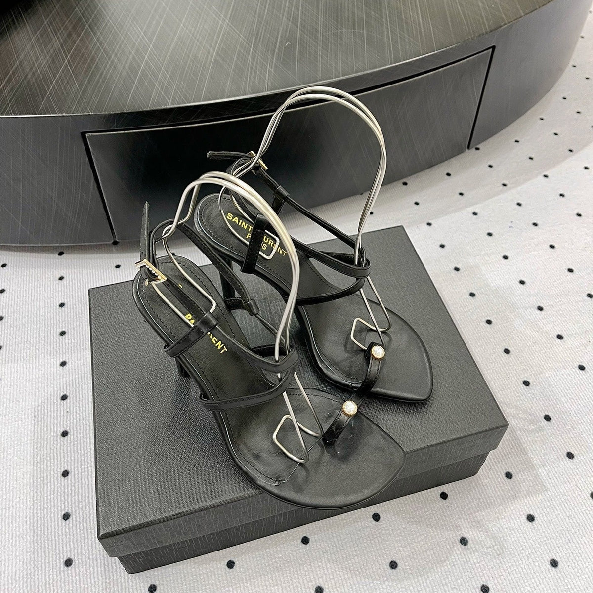 SL LINDEN HEELED SANDALS BLACK CALFSKIN