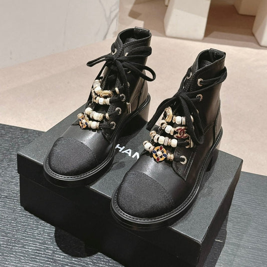 OXFORD SHORT BOOTS BLACK SHEEPSKIN