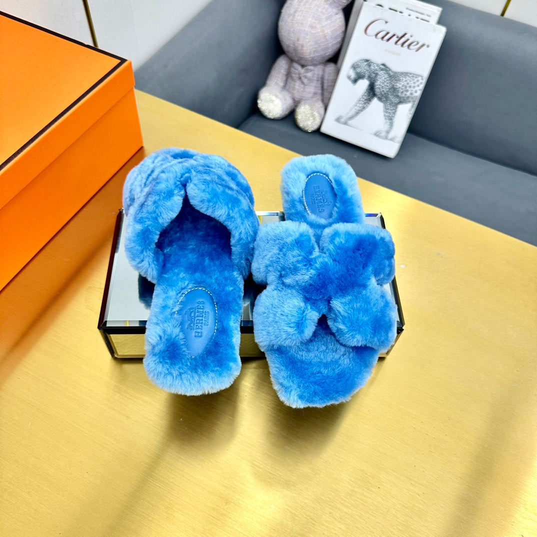 ORAN SHEARLING SANDALS OCEAN BLUE