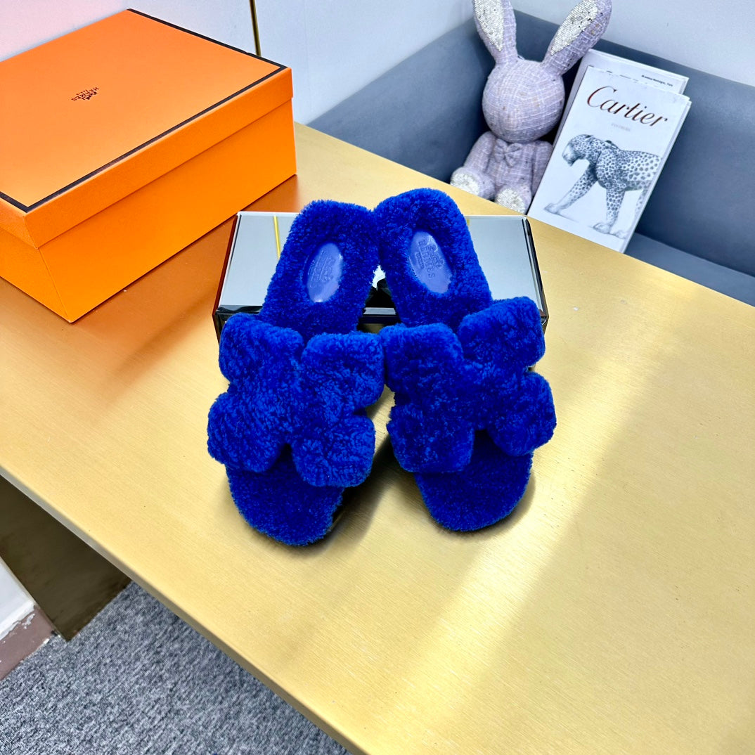 0RAN SHEARLING SANDALS INDIGO BLUE