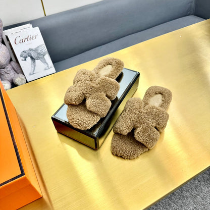 ORAN SHEARLING SANDALS CAMEL BROWN