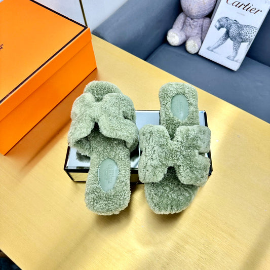 0RAN SHEARLING SANDALS JADE GREEN