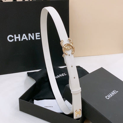 DOUBLE C BELT 20MM IN WHITE CALFSKIN WITH GOLD CHAIN INTERWOVEN BUCKLE
