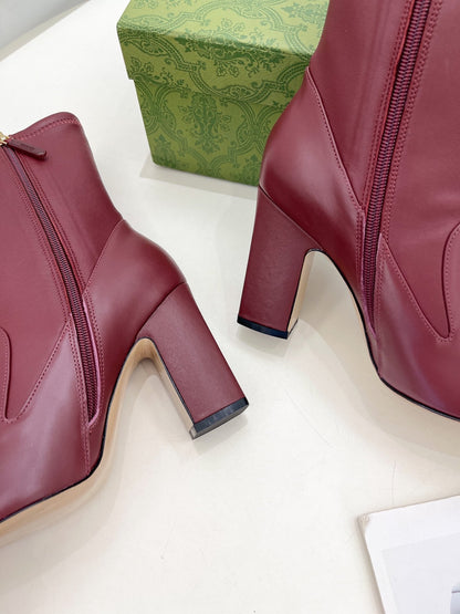 HORSEBIT ANKLE BOOTS 9.5CM IN BURGUNDY RED SHEEPSKIN